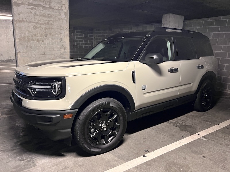 Discover why the 2024 Ford Bronco Sport Big Bend Edition is the perfect SUV. Fuel-efficient, stylish, and family-friendly!