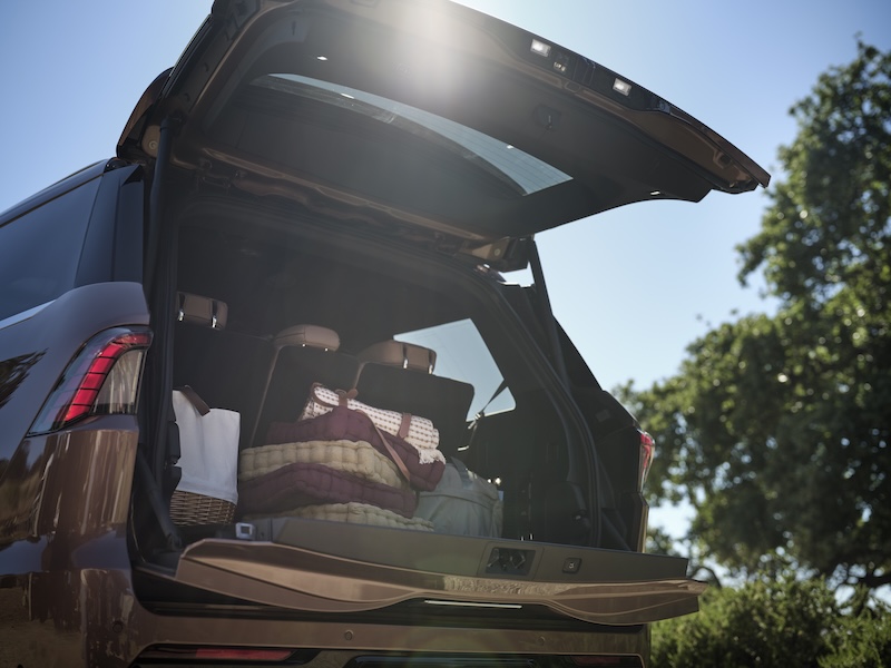 Cargo area in the 2025 Lincoln navigator 